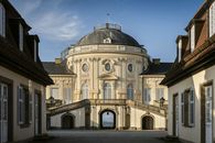 Foto: Staatliche Schlösser und Gärten Baden-Württemberg, Günther Bayerl Schloss Solitude, Außenaufnahme