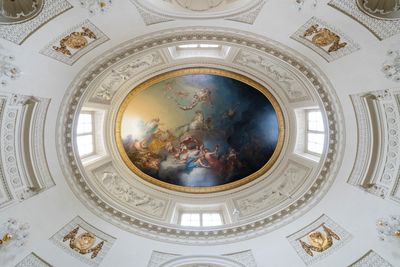 Schloss und Schlossgarten Schwetzingen, Foto des Deckengemäldes im Badhaus 