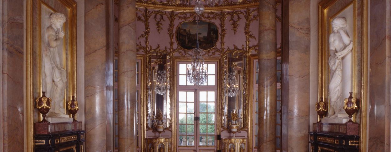 Château de Solitude, Salon de marbre