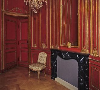 Rotes Kabinett im Schloss Solitude, Foto: Staatliche Schlösser und Gärten Baden-Württemberg, Andrea Rachele