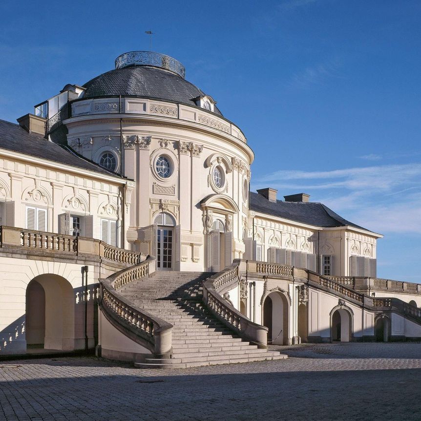 Schloss Solitude; Außenansicht Schlossanlage